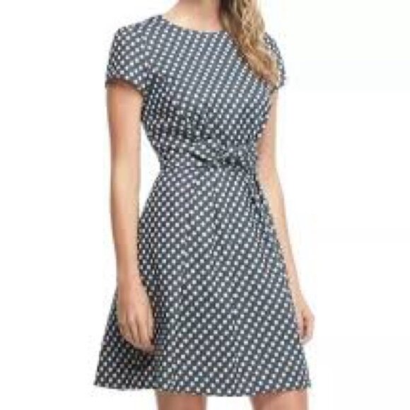Gal Meets Glam Amy Navy Polka Dot Mini Dress Size 8 Fit & Flare Short Sleeve - Picture 1 of 8